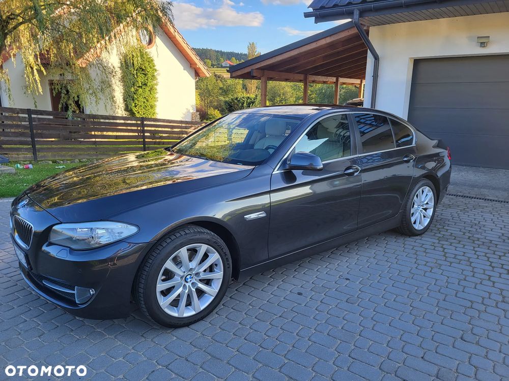 BMW 5 Series 2012 photo 5