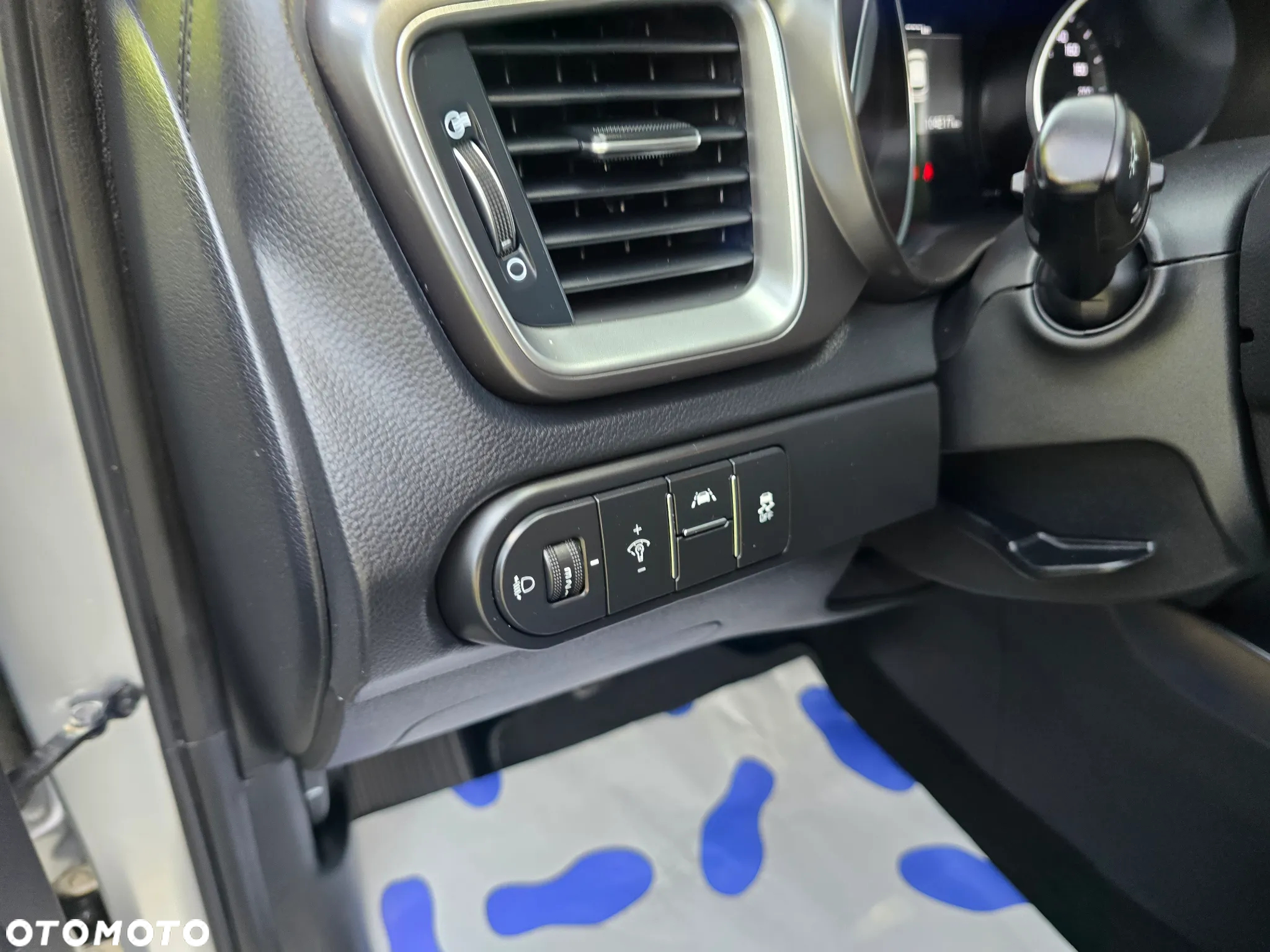 Kia Ceed 1.4 CVVT Fifa World Cup Edition - 29