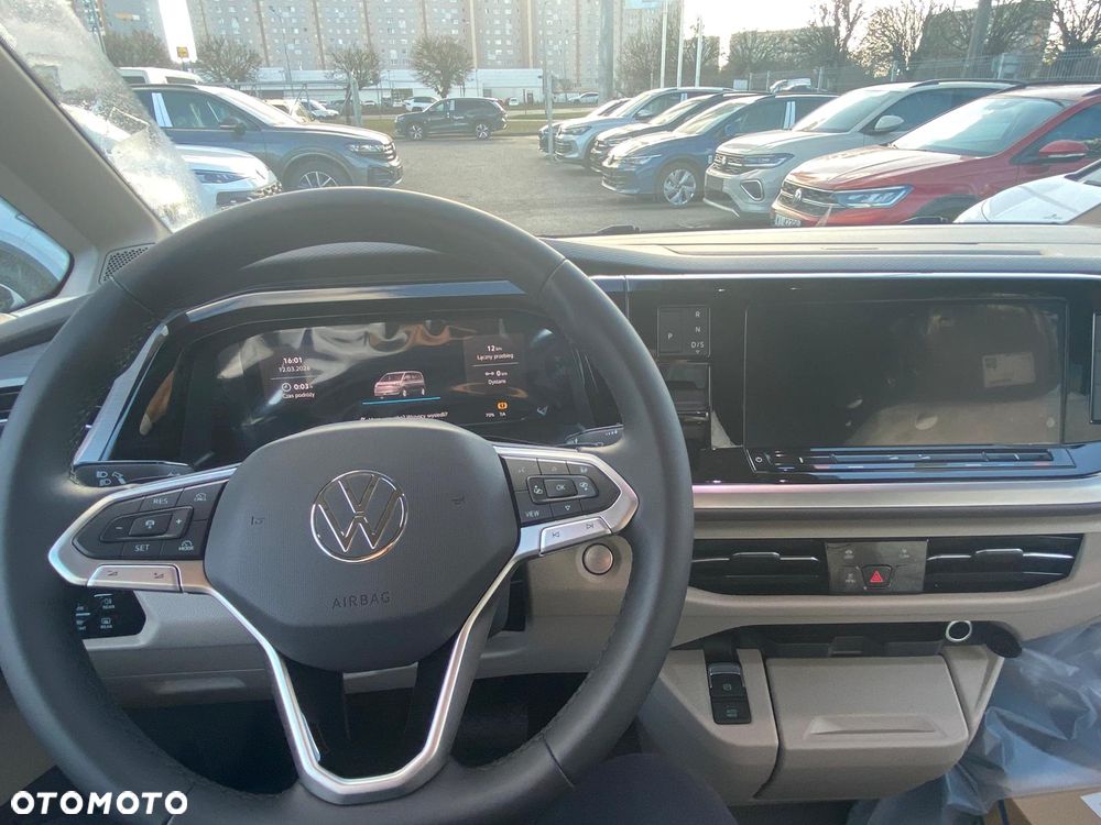 Volkswagen Multivan - 7