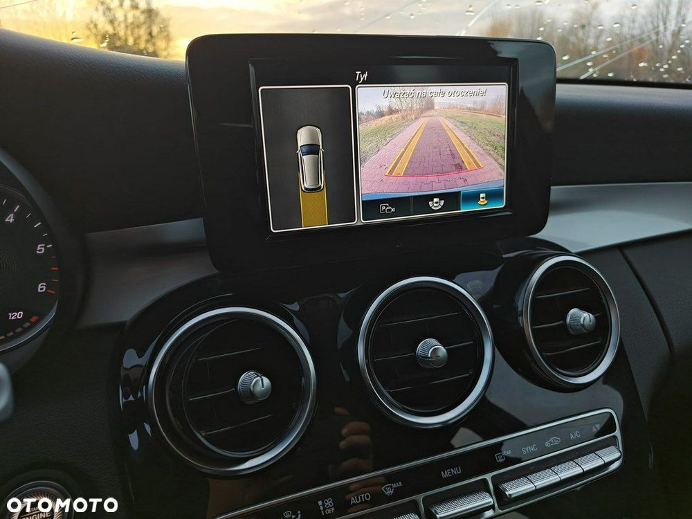 Mercedes-Benz Klasa C - 22