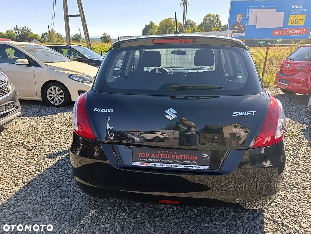 Suzuki Swift - 4