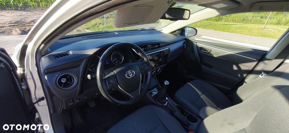 Toyota Corolla 1.4 D-4D Comfort - 5