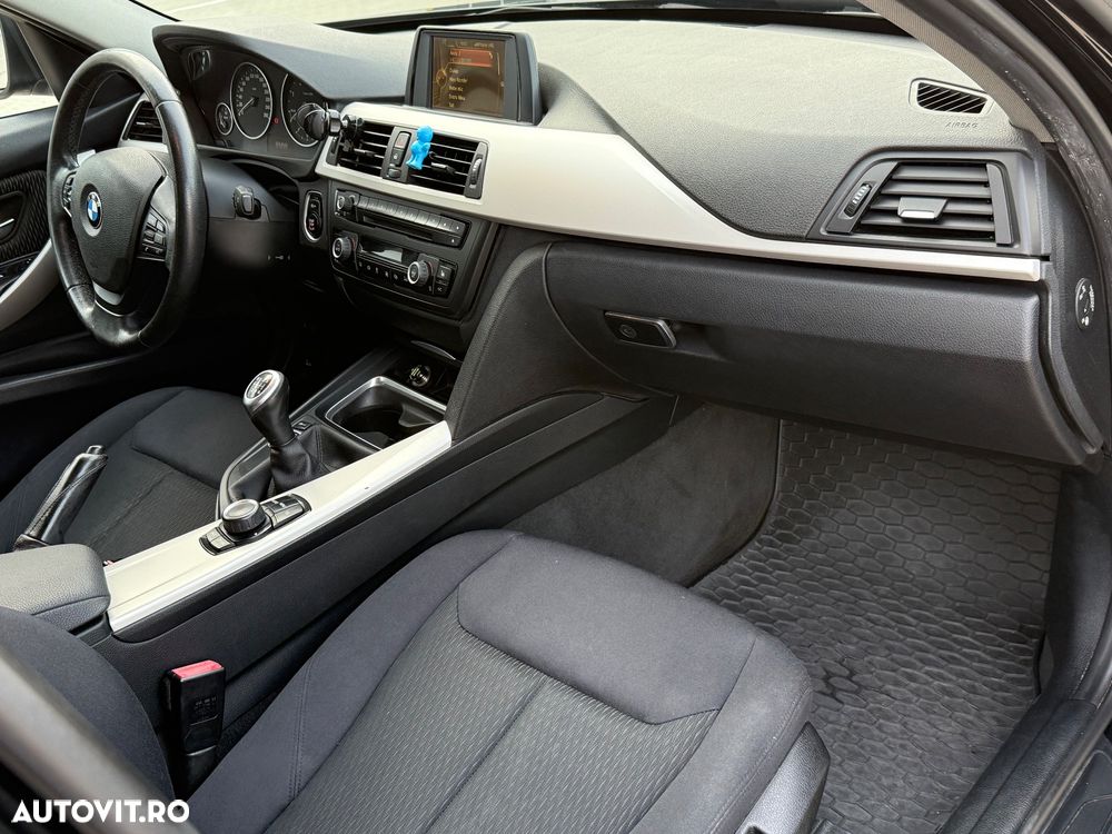 BMW Seria 3 320d - 7