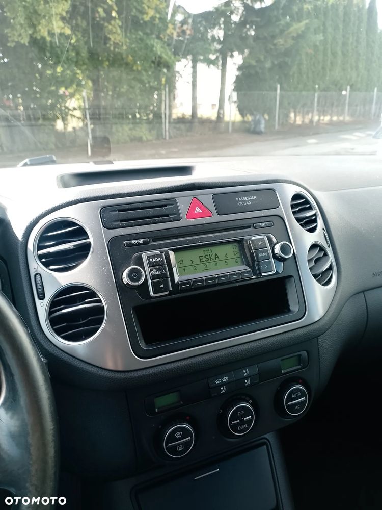 Volkswagen Tiguan - 8