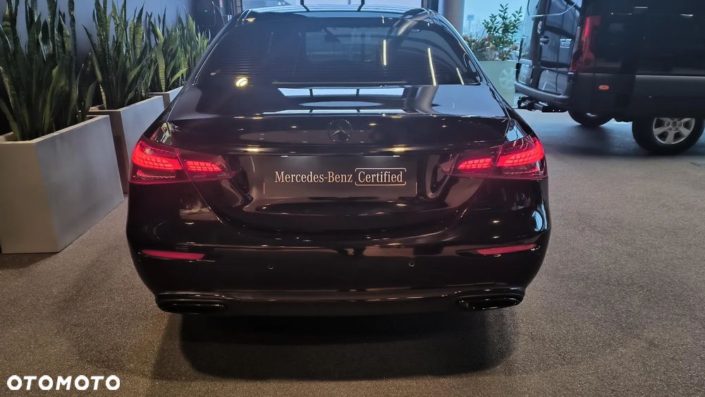 Mercedes-Benz Klasa E 220 d 4-Matic Avantgarde - 6