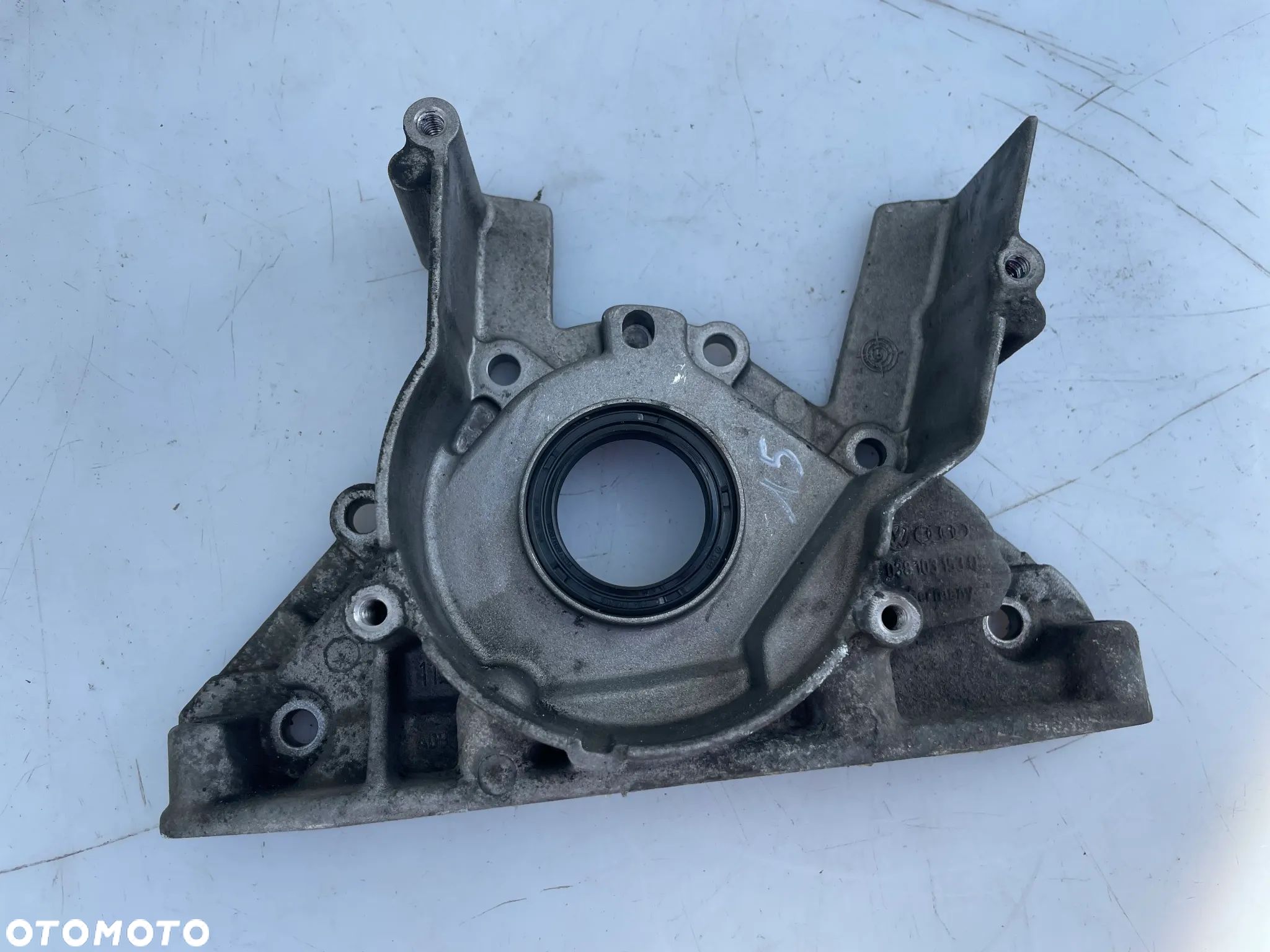USZCZELNIACZ WAŁU 1.9 tdi  VW SEAT SKODA AUDI 038103153Q - 1