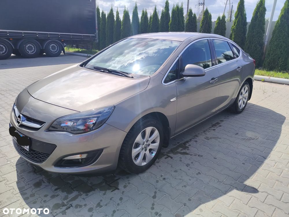 Opel Astra 1.4 T Active EU6 - 1