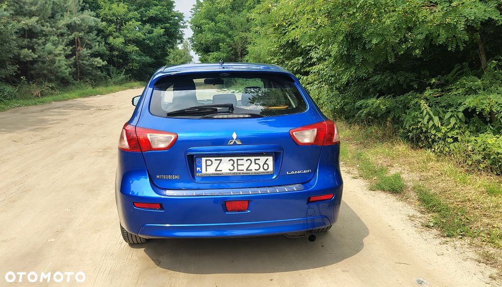 Mitsubishi Lancer 1.6 Invite - 6