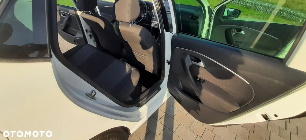 Volkswagen Polo 1.2 TSI BMT Highline - 35