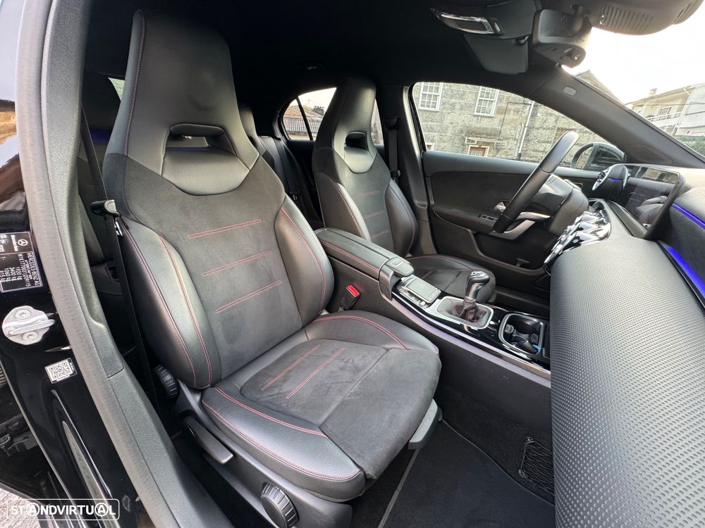 Mercedes-Benz A 180 d AMG Line - 28
