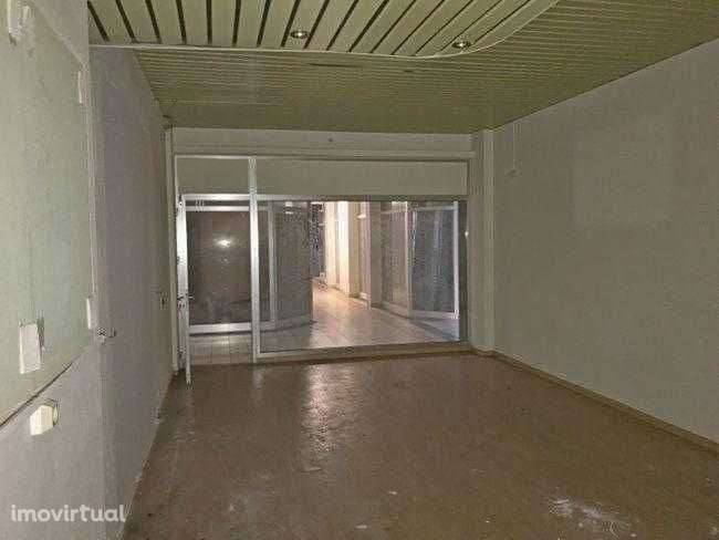 Loja para arrendamento em Fatima - Grande imagem: 3/5