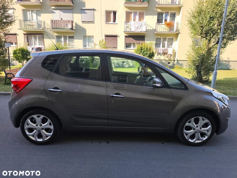 Hyundai ix20 1.4 Premium - 8