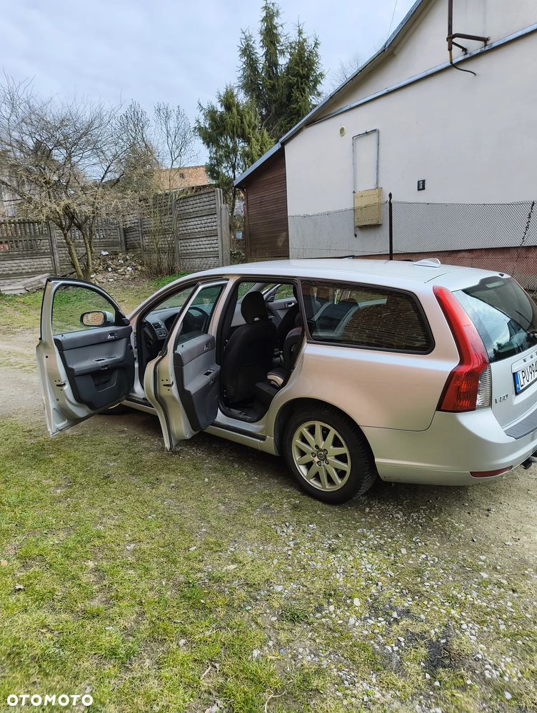 Volvo V50 2.0D DPF Summum - 8