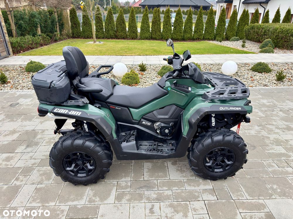 Can-Am Outlander Max - 3