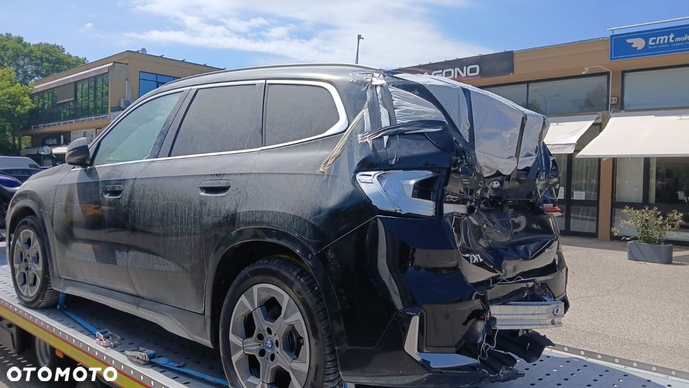 BMW iX1 eDrive20 - 2