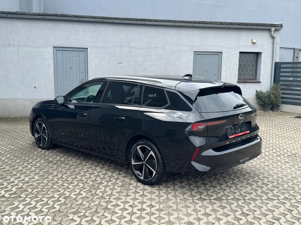 Opel Astra 1.5 D Automatik Enjoy - 4