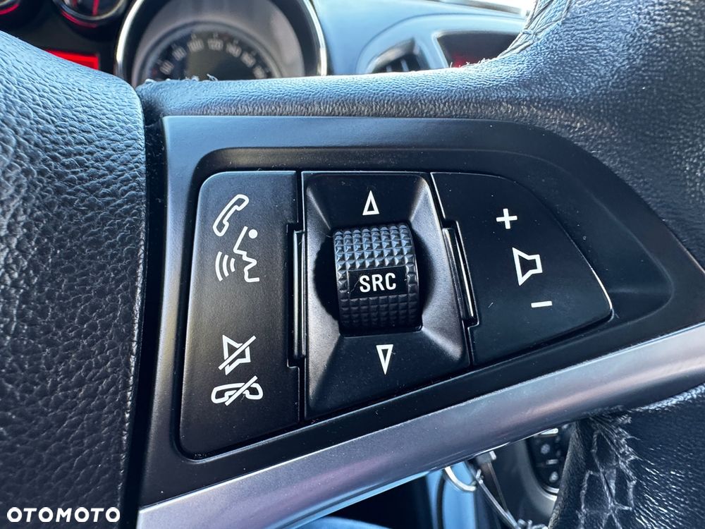 Opel Astra 1.4 Turbo Cosmo - 25