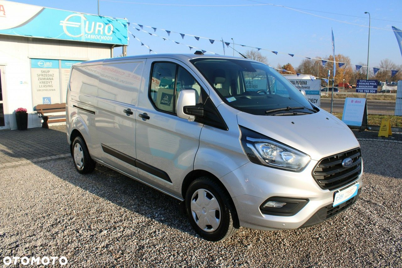 Ford Custom - 5