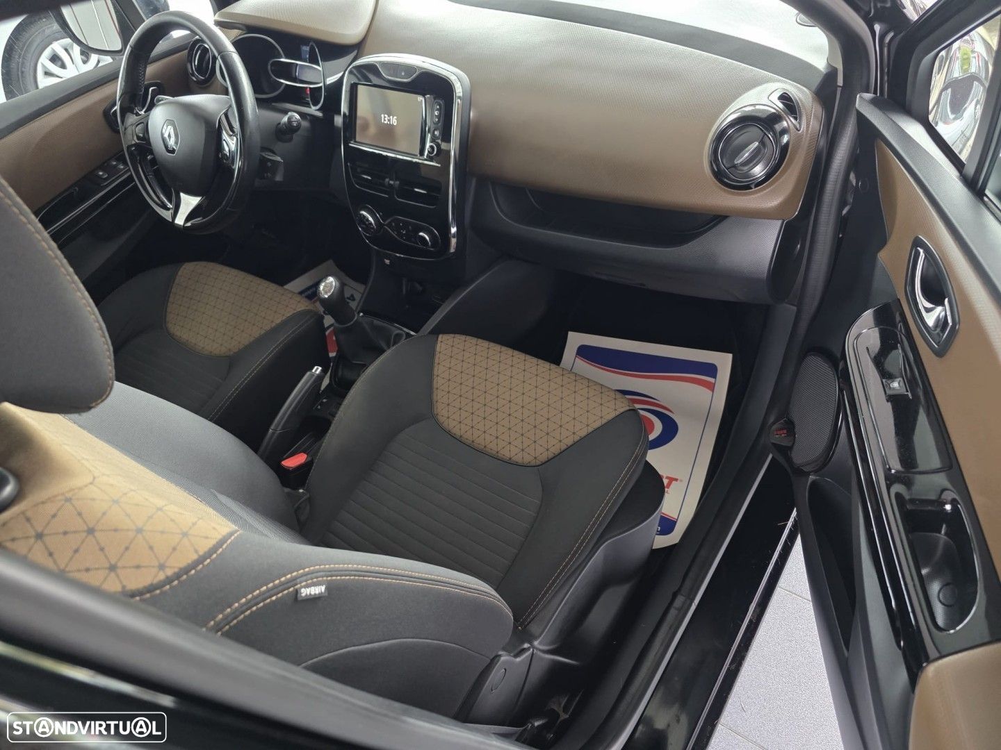 Renault Clio 1.5 dCi Dynamique S - 7