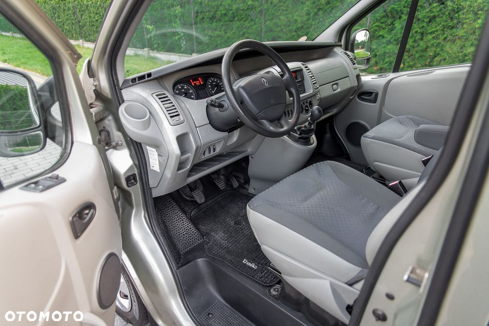 Renault Trafic L1H1 Passenger Lux - 36