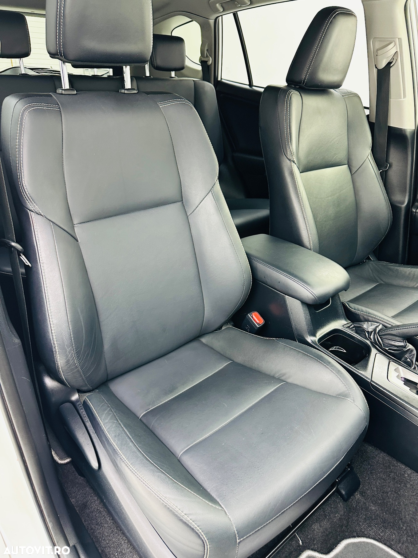 Toyota RAV4 2.5 VVT-i HSD 4x2 Executive - 16