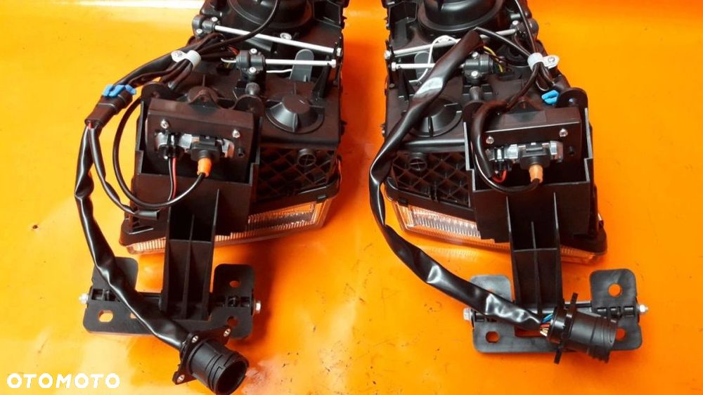 VOLVO FH12 FH13 REFLEKTOR LAMPA XENON PRAWA NOWA ! - 3