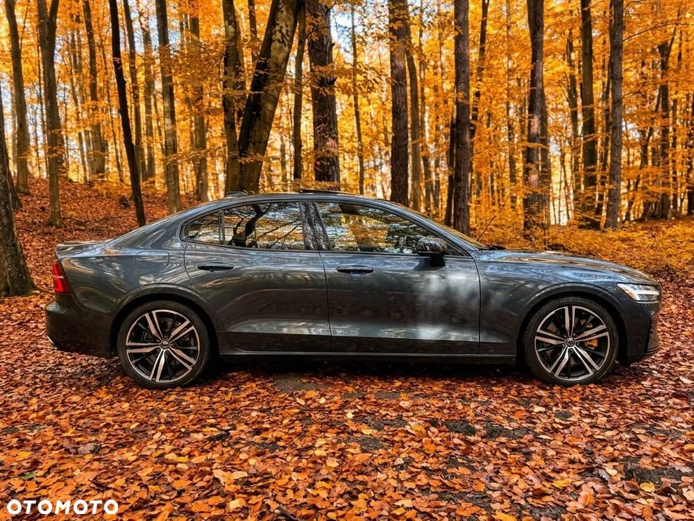 Volvo S60 2021 photo 2