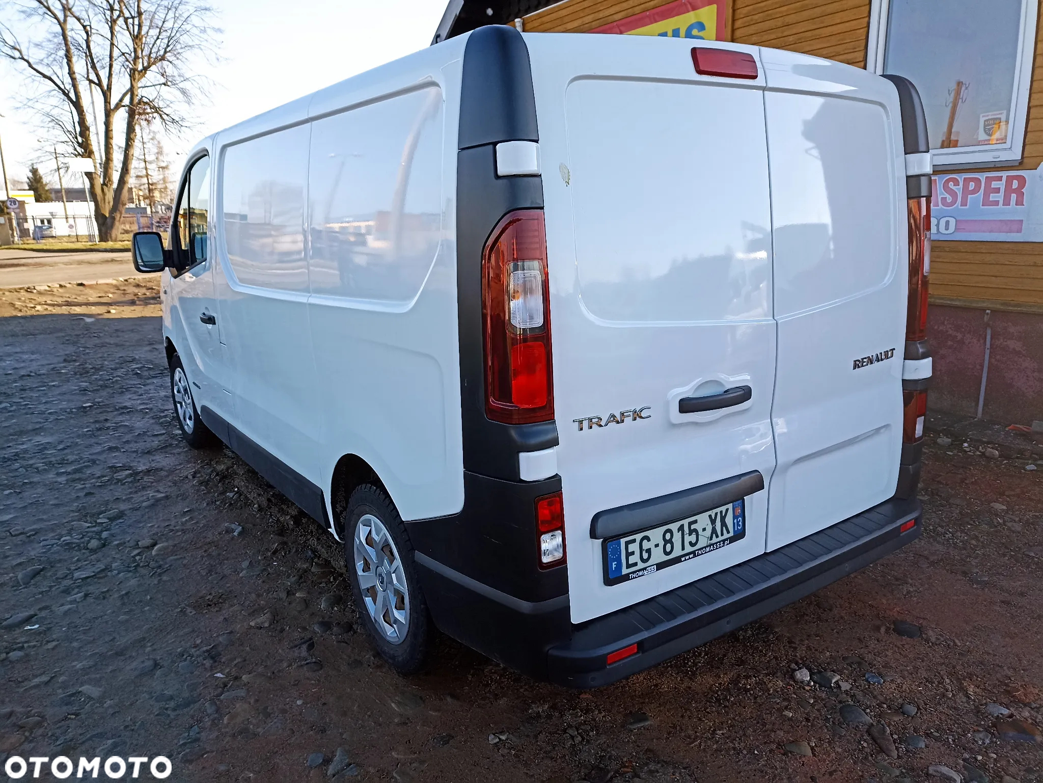 Renault TRAFIC - 6