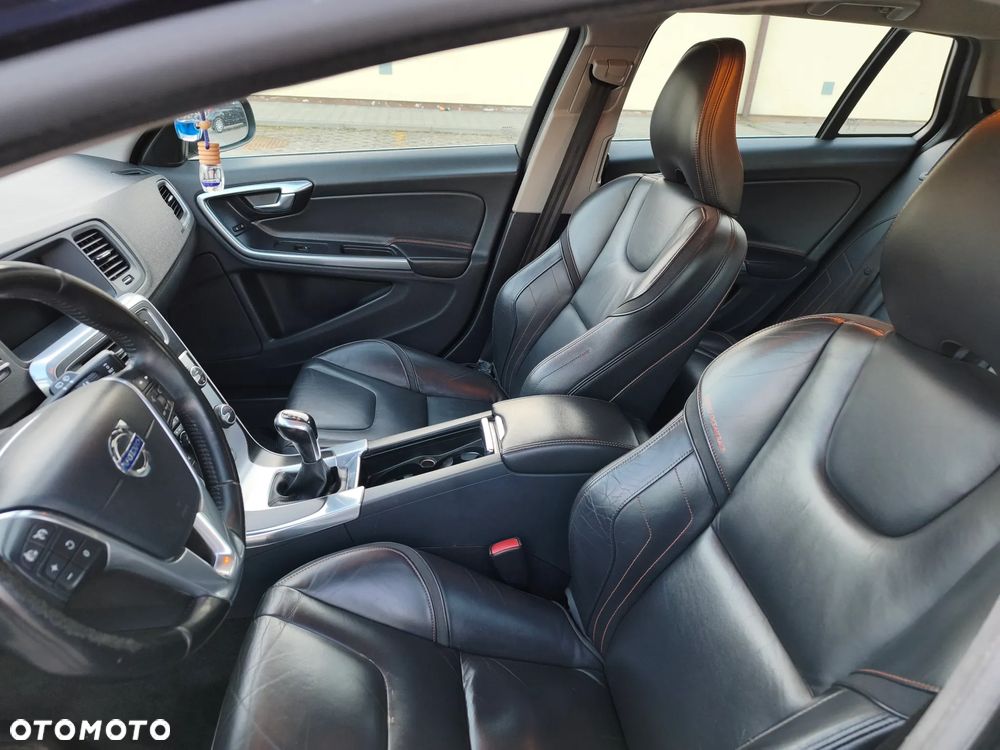 Volvo V60 D2 Drive-E Ocean Race - 16