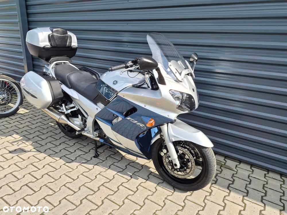 Yamaha FJR - 2