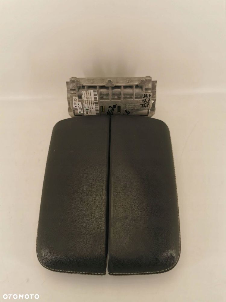 audi q7 4m przedni podłokietnik tunelu środkowego