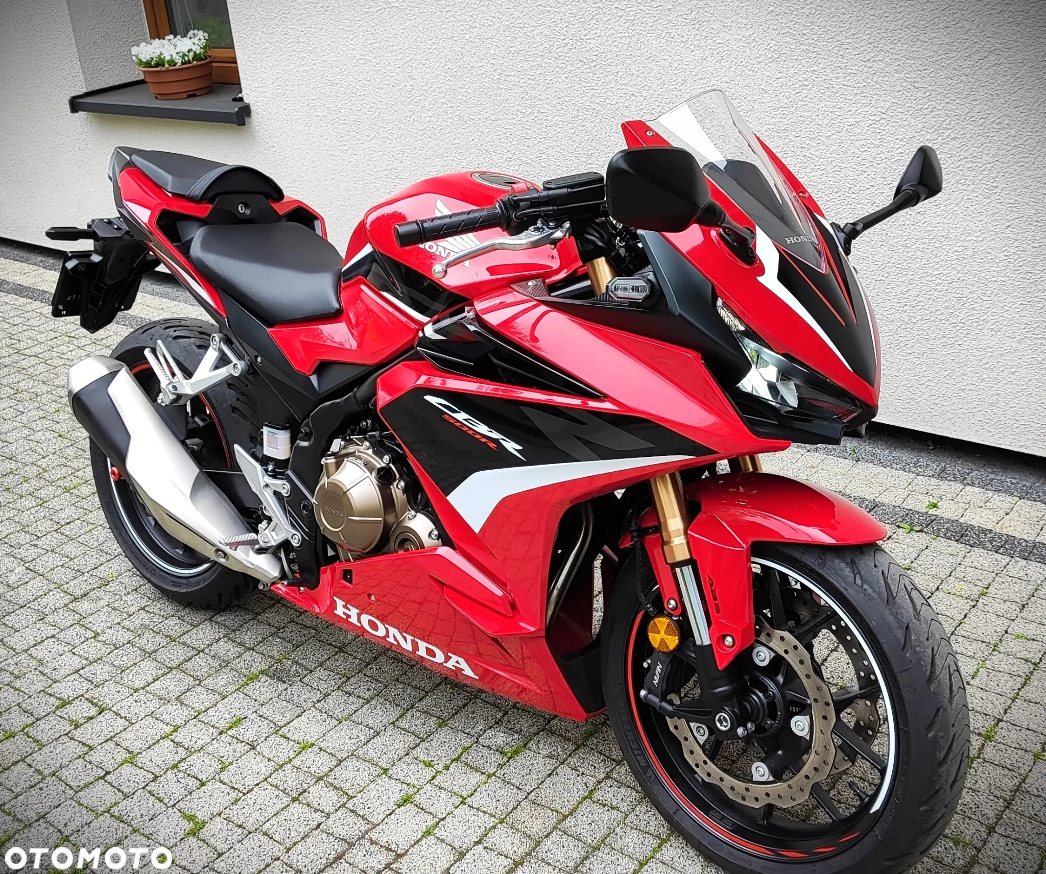 Honda CBR - 8