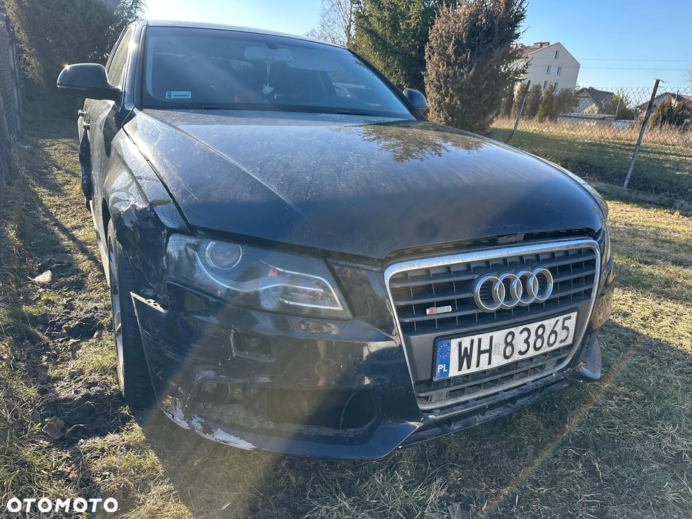 Audi A4 Limousine 2.0 TDI Limited Edition Multitr - 2