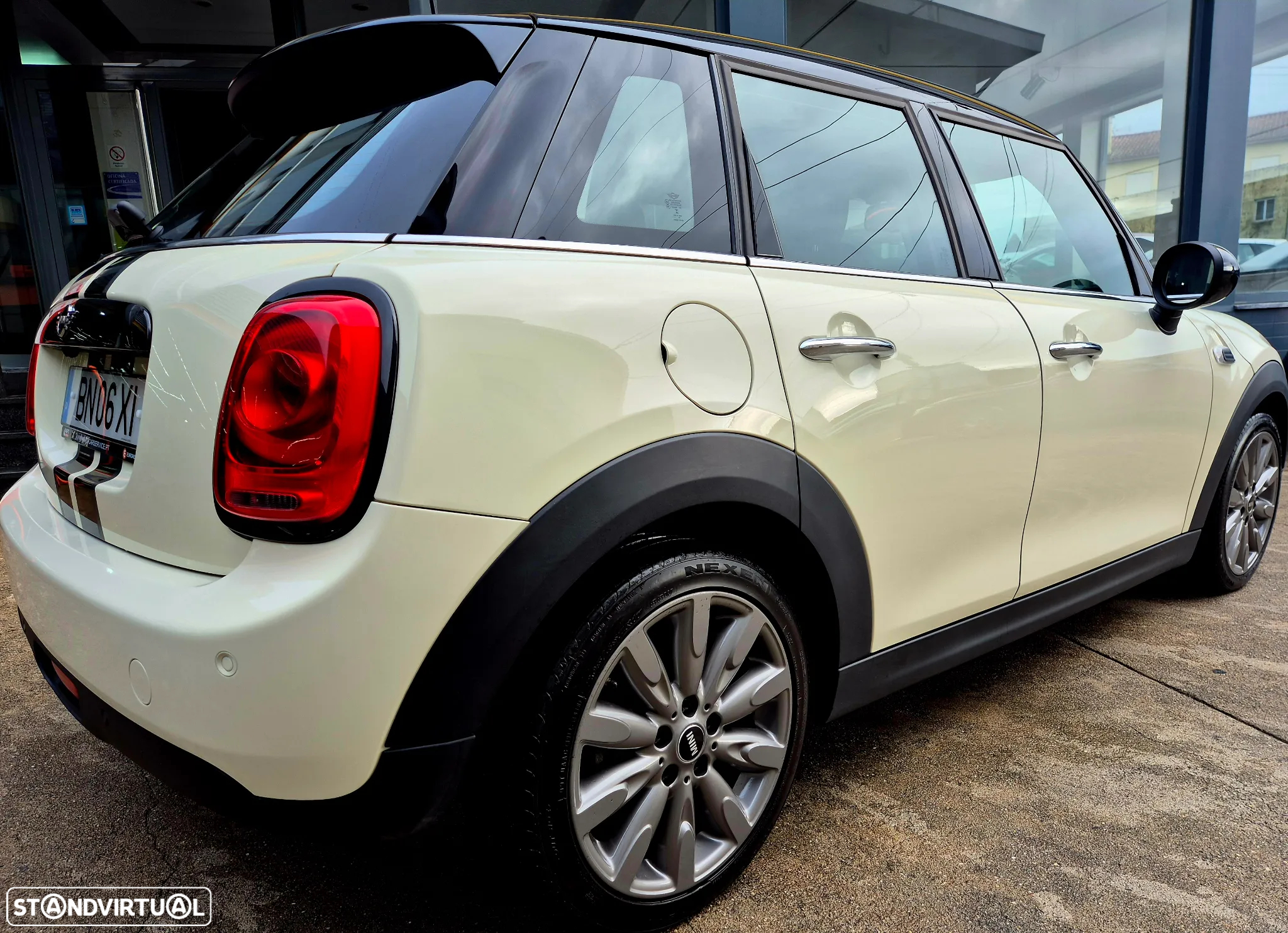 MINI 5 Portas One Auto - 21