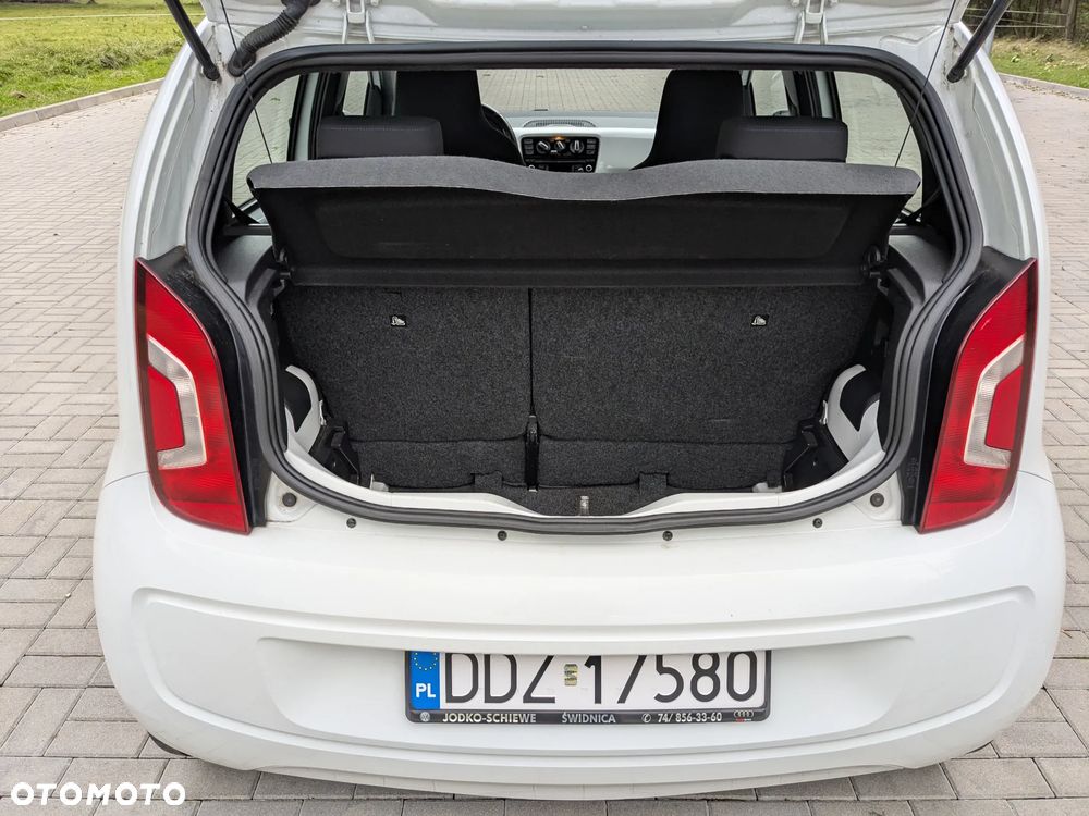 Volkswagen up! 1.0 move - 16