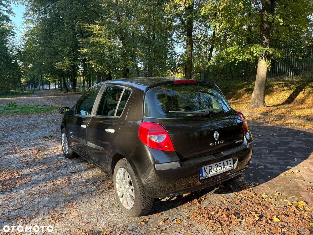 Renault Clio 1.6 16V Expression - 5