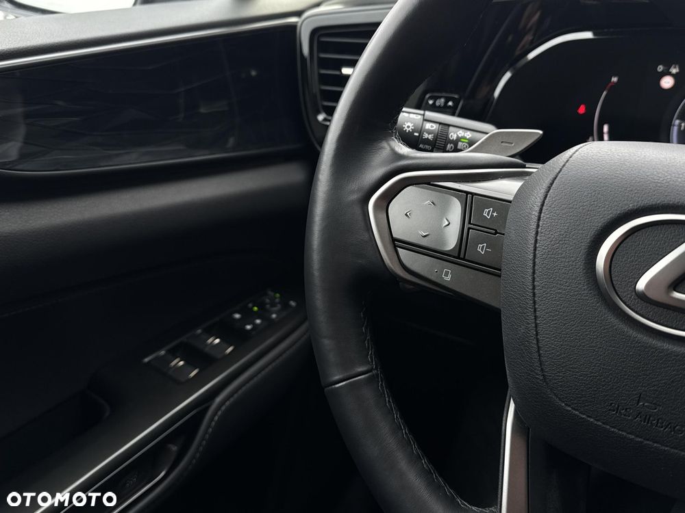 Lexus NX 350h Prestige AWD - 18