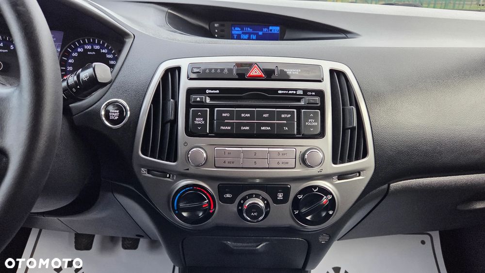 Hyundai i20 1.4 Comfort - 24