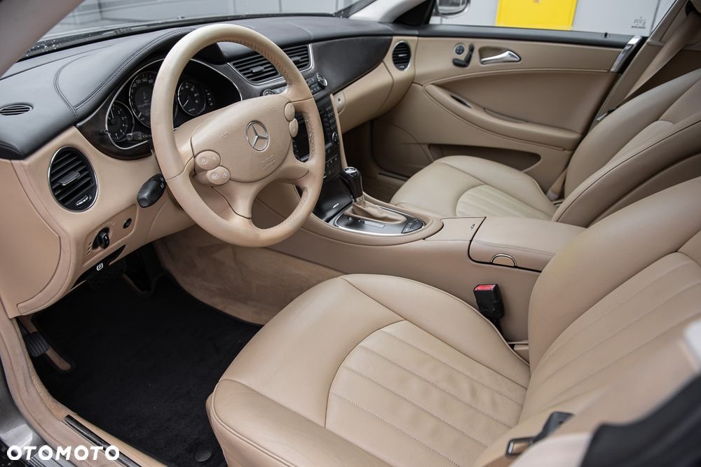 Mercedes-Benz CLS - 15