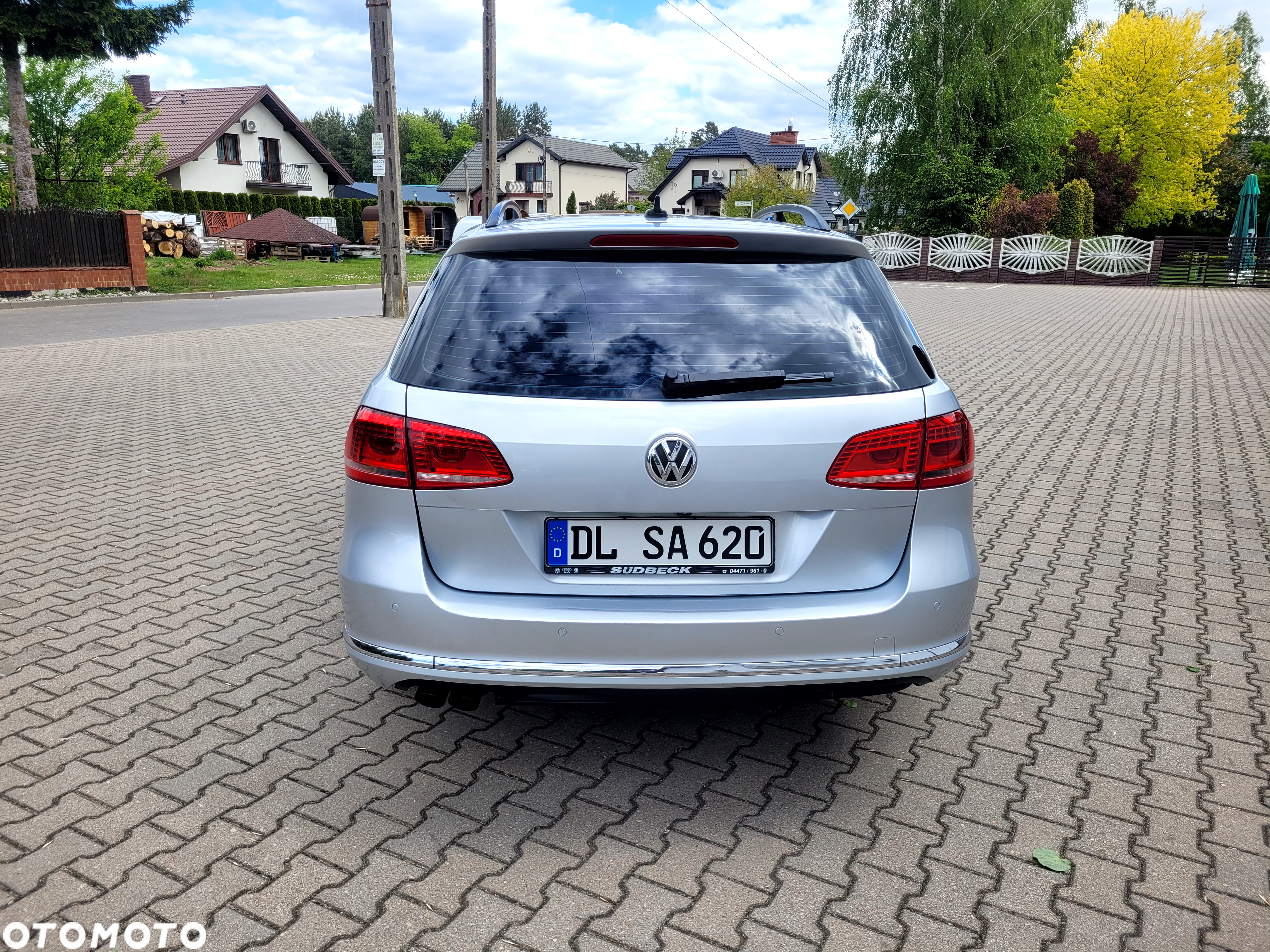 Volkswagen Passat 2.0 TDI Comfortline DSG - 11