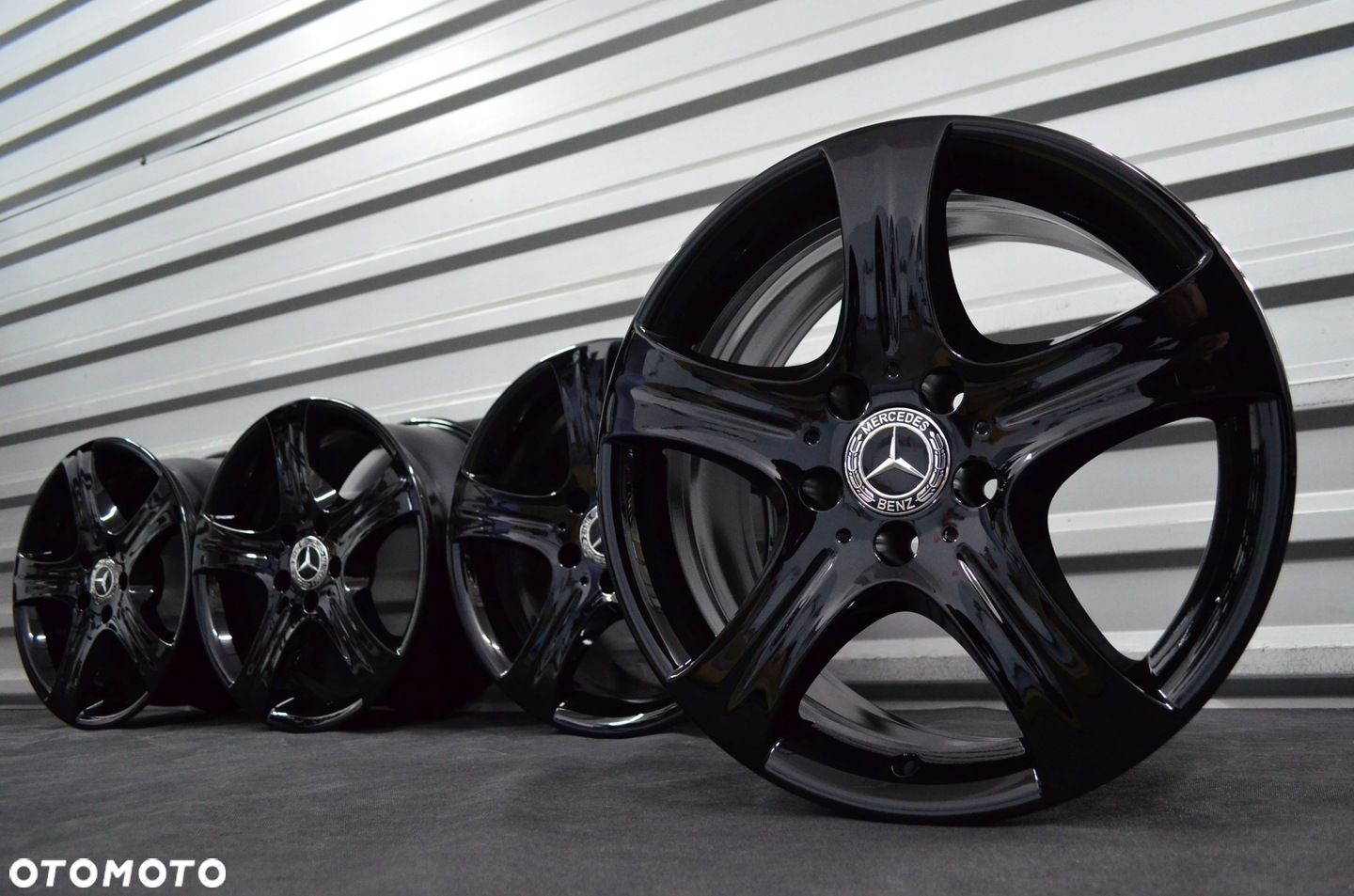 Felgi 5x112 R17 Mercedes C E W212 S ML CLA GLA V ML Vito - 1