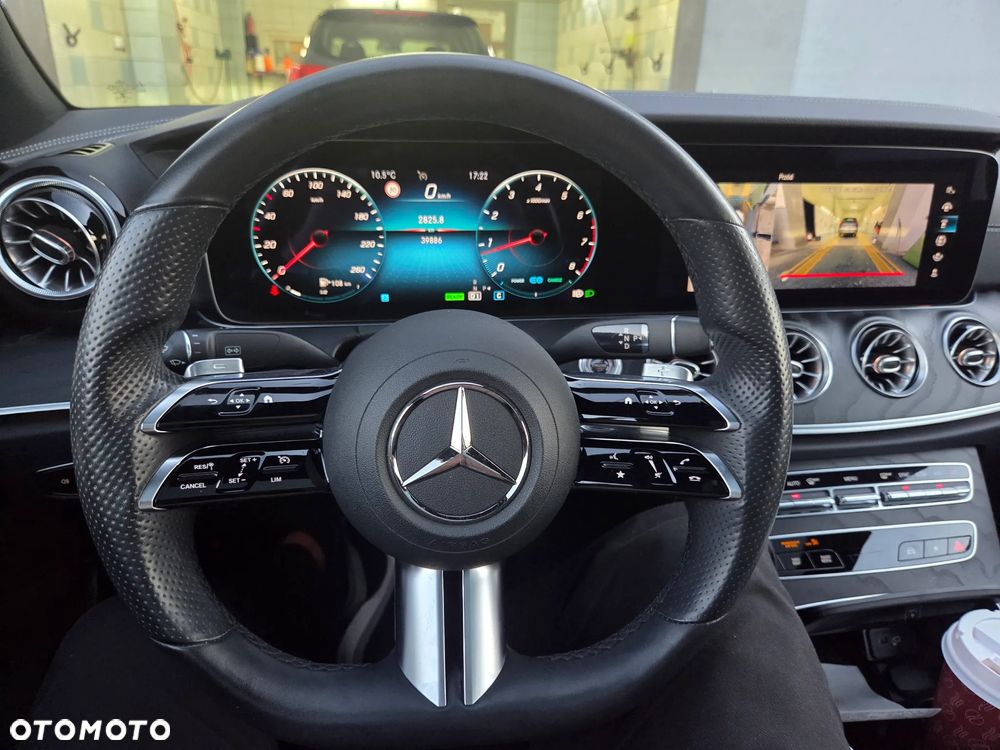 Mercedes-Benz Klasa E 200 4-Matic 9G-TRONIC - 37