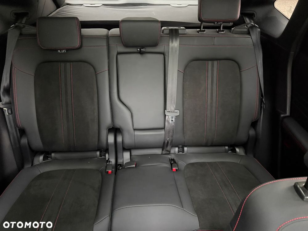 Ford Kuga 2.5 Duratec PHEV ST-LINE - 31