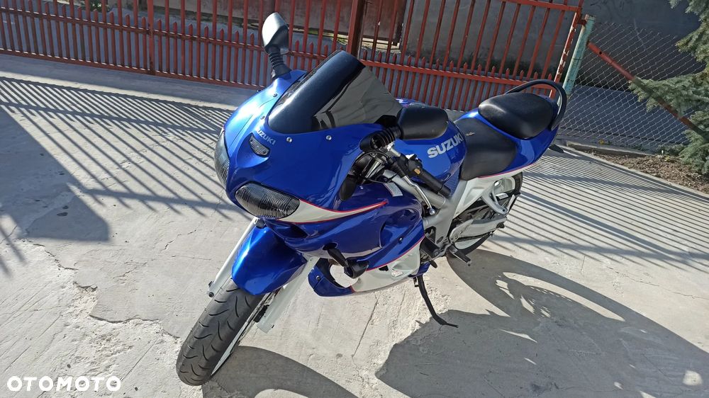 Suzuki SV - 7