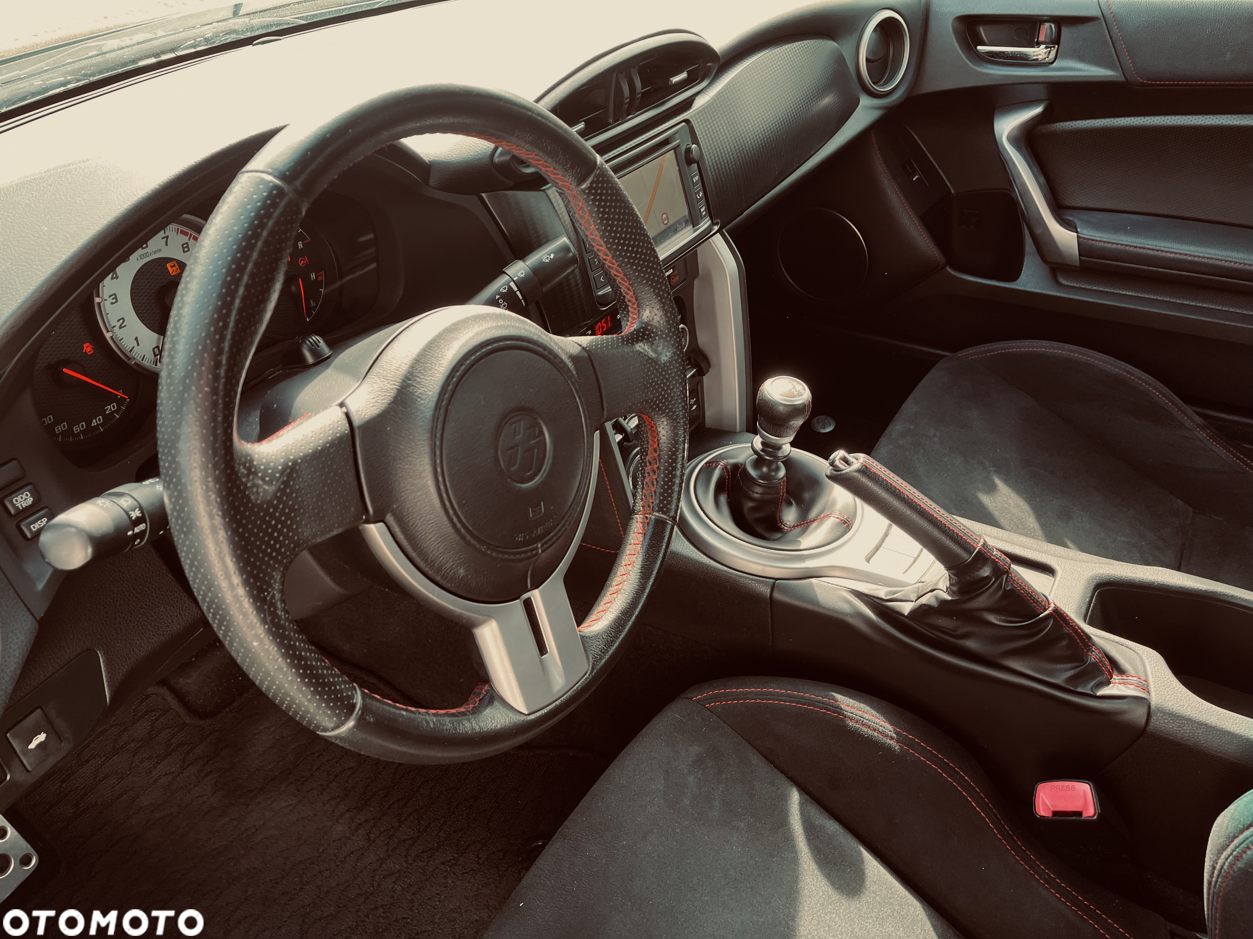 Toyota GT86 2.0 Prestige - 9