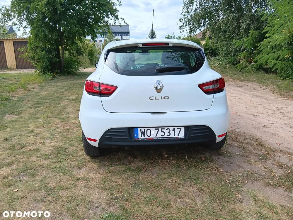 Renault Clio - 16