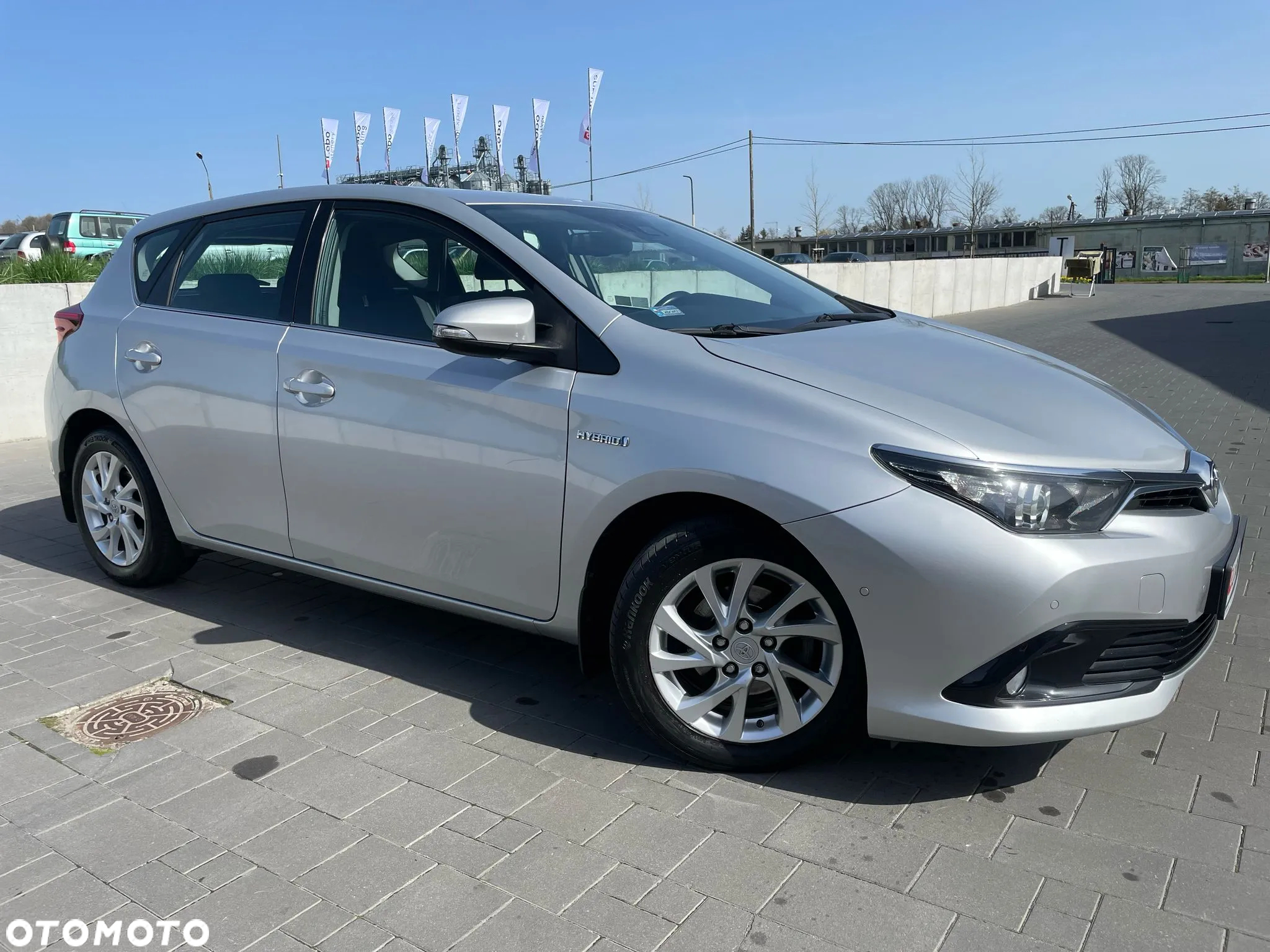 Toyota Auris Hybrid 135 Premium - 4