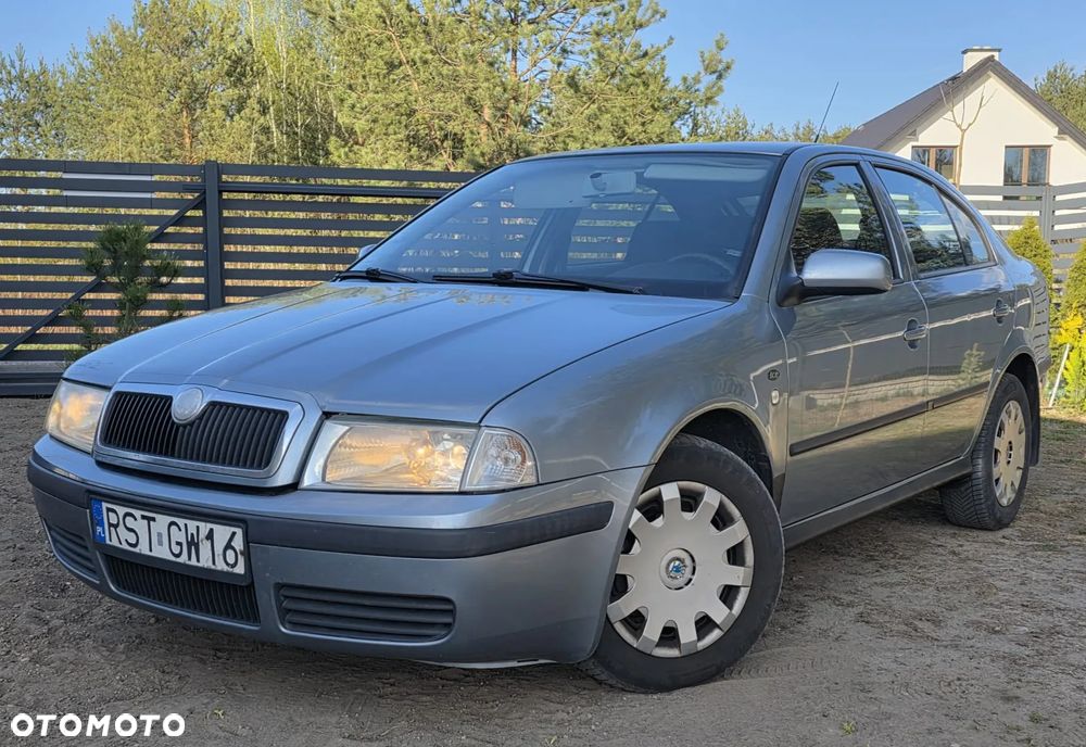 Skoda Octavia 1.6 Tour Ice - 1