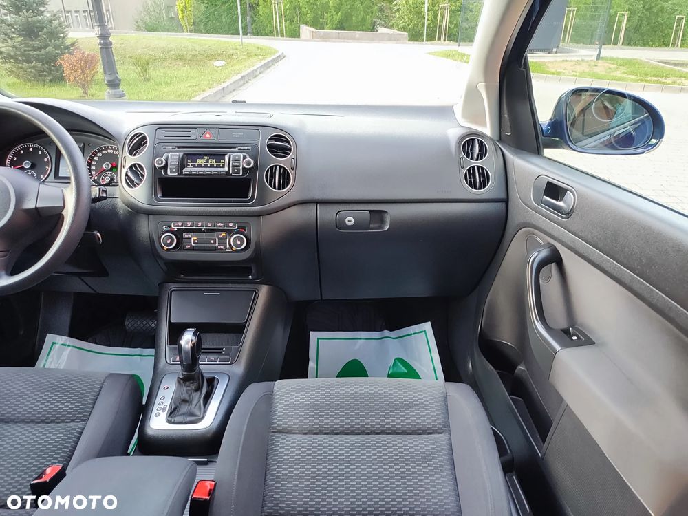Volkswagen Golf Plus 1.2 TSI DSG Comfortline - 25