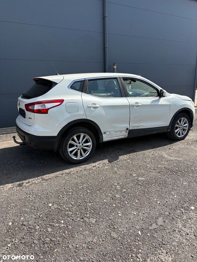 Nissan Qashqai - 4